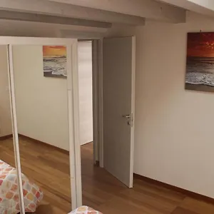  Apartment Nic House