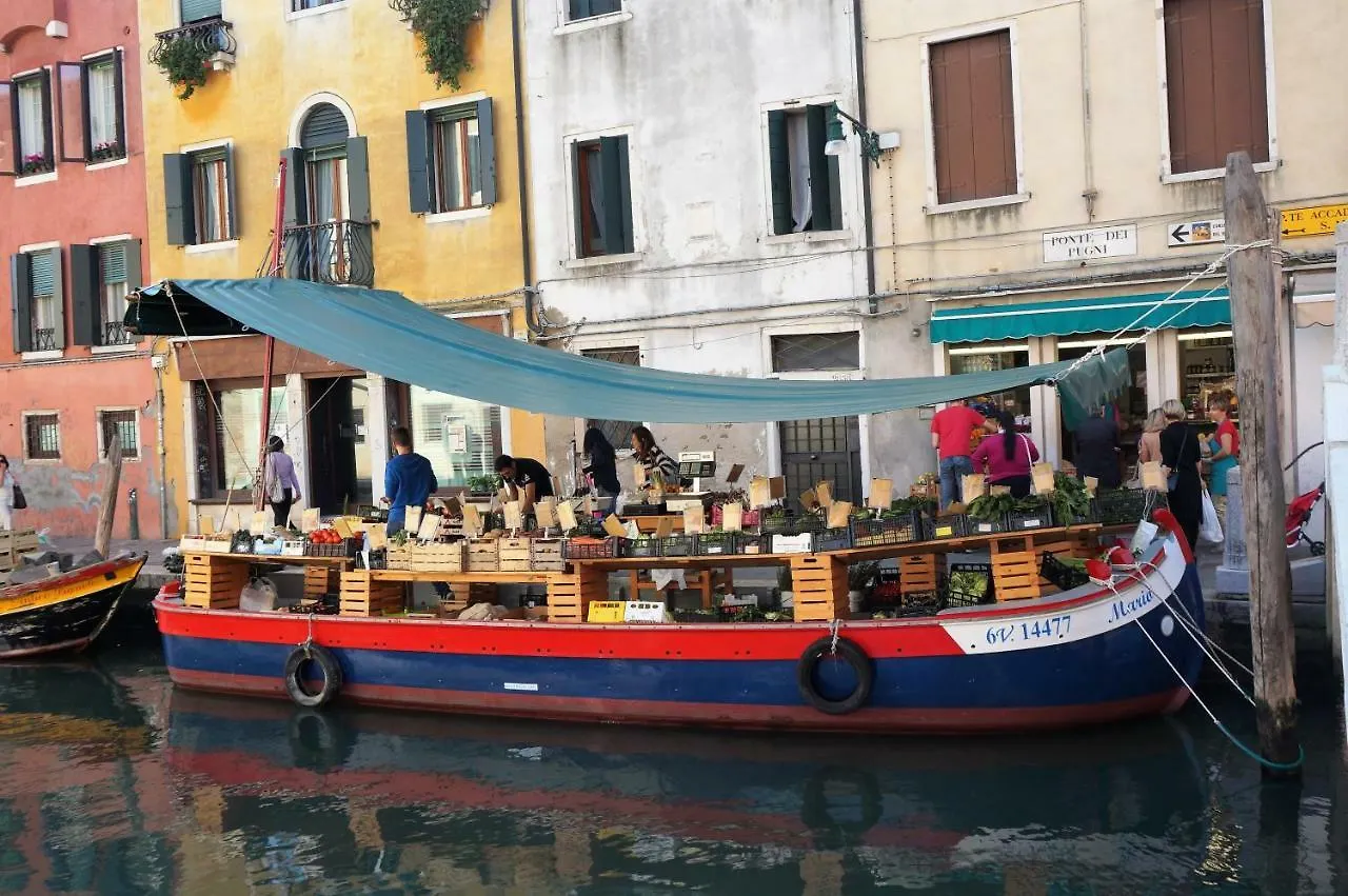 Apartment Ca' Dei Canali Appartamento Venice Italy